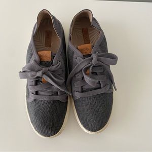 OluKai Pehuea Li Shoes | Navy Blue Sneakers | Women’s 7.5